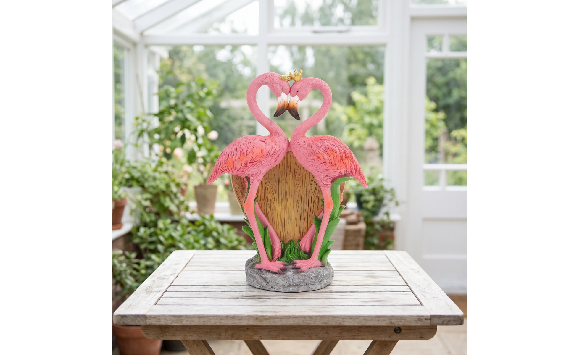 Flamingo Planter Heart-Shaped Flamingo Statue with Planter Resin for Gardeners