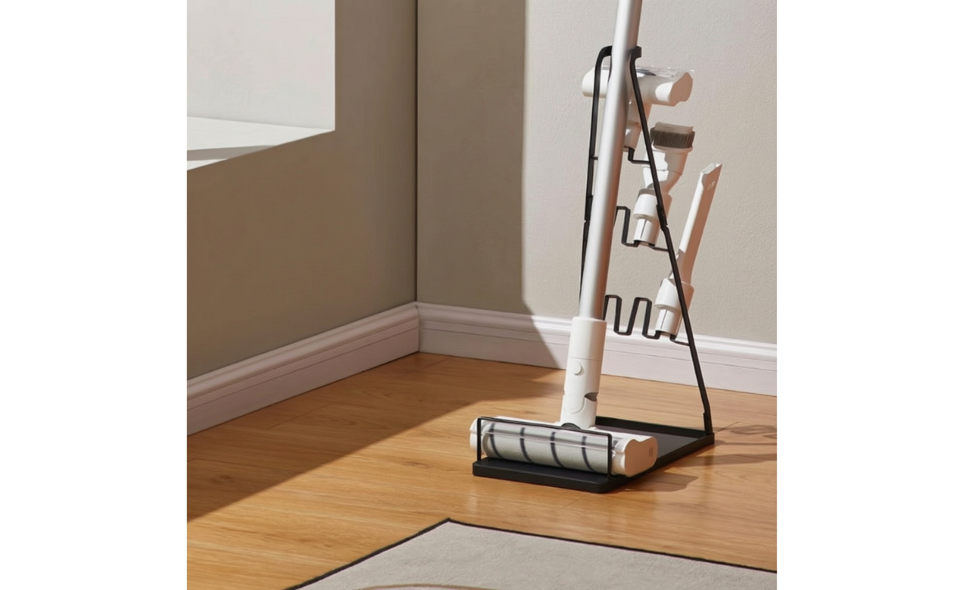 Cordless Vacuum Stand Freestanding Vacuum Stand with Accessory Slots for Closet