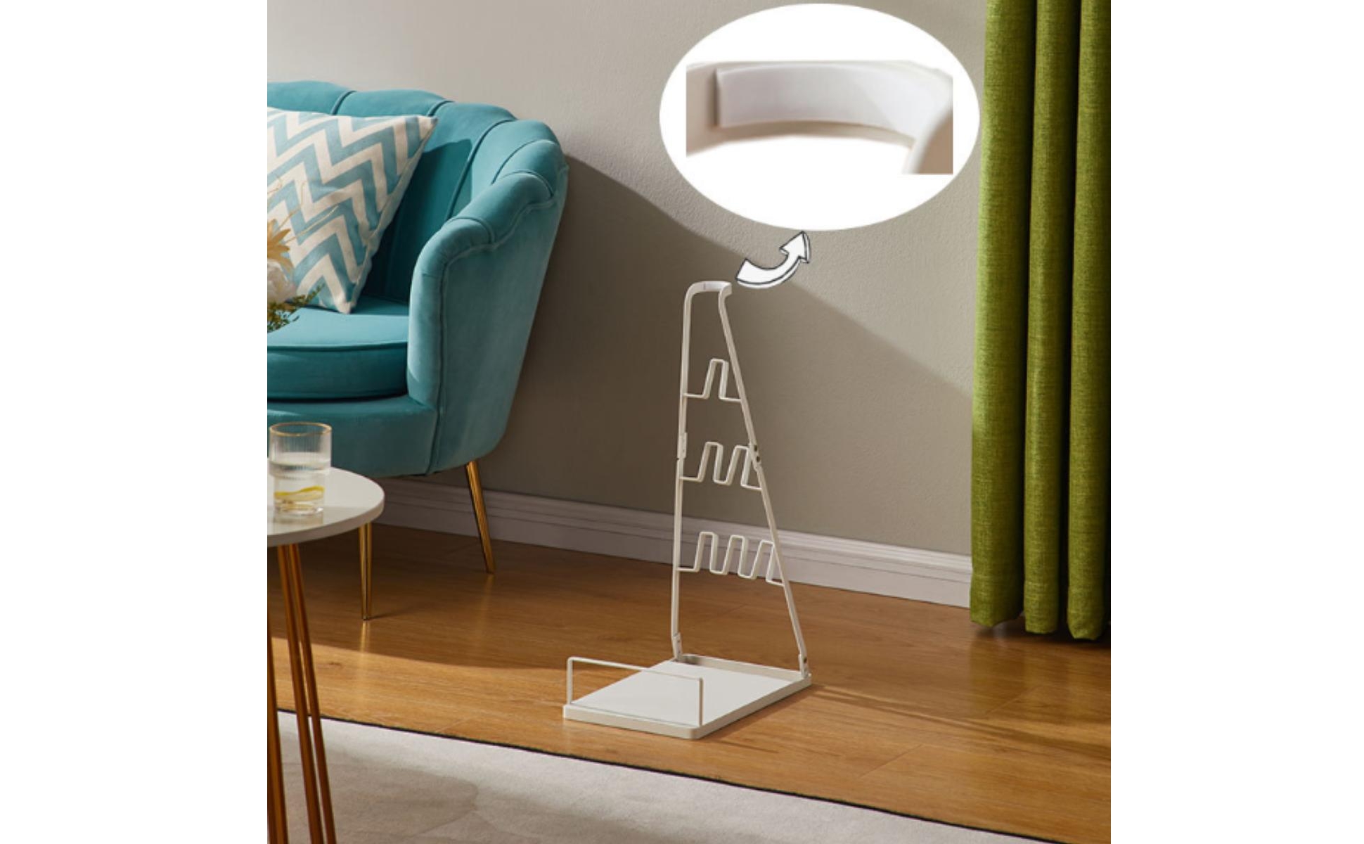 Cordless Vacuum Stand Freestanding Vacuum Stand with Accessory Slots for Closet