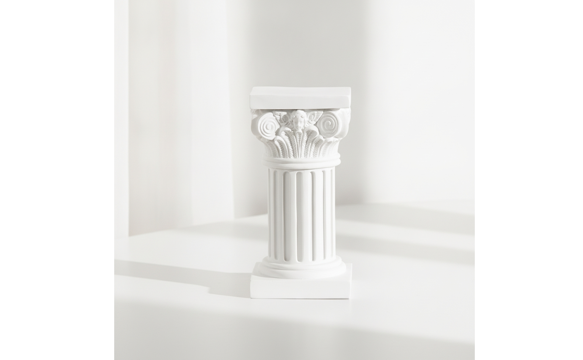 Roman Column Pedestal Classical Decorative Pedestal with Cherub Ornate