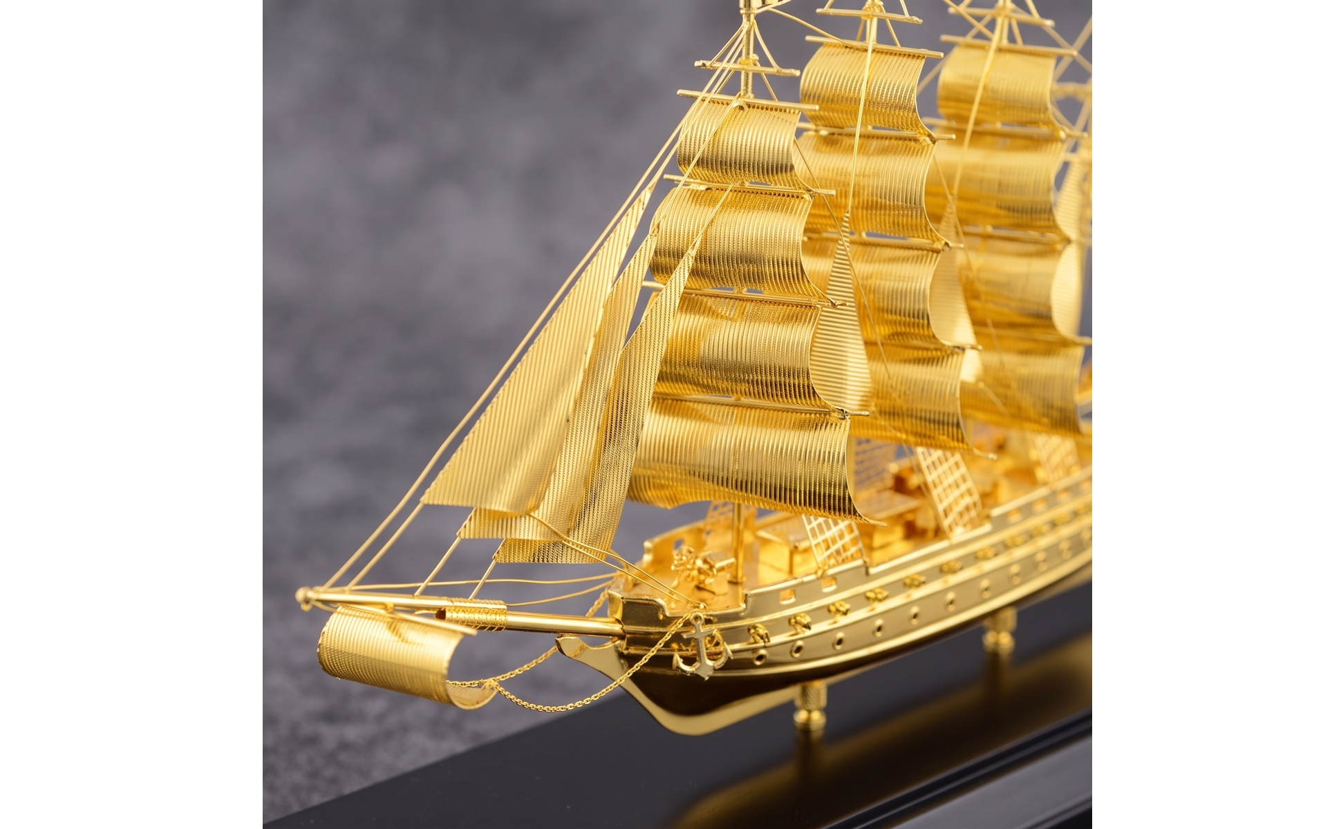 Sailboat Model Nautical Sailboat Decor Gold-Toned for Office, Bookshelf, Sailors