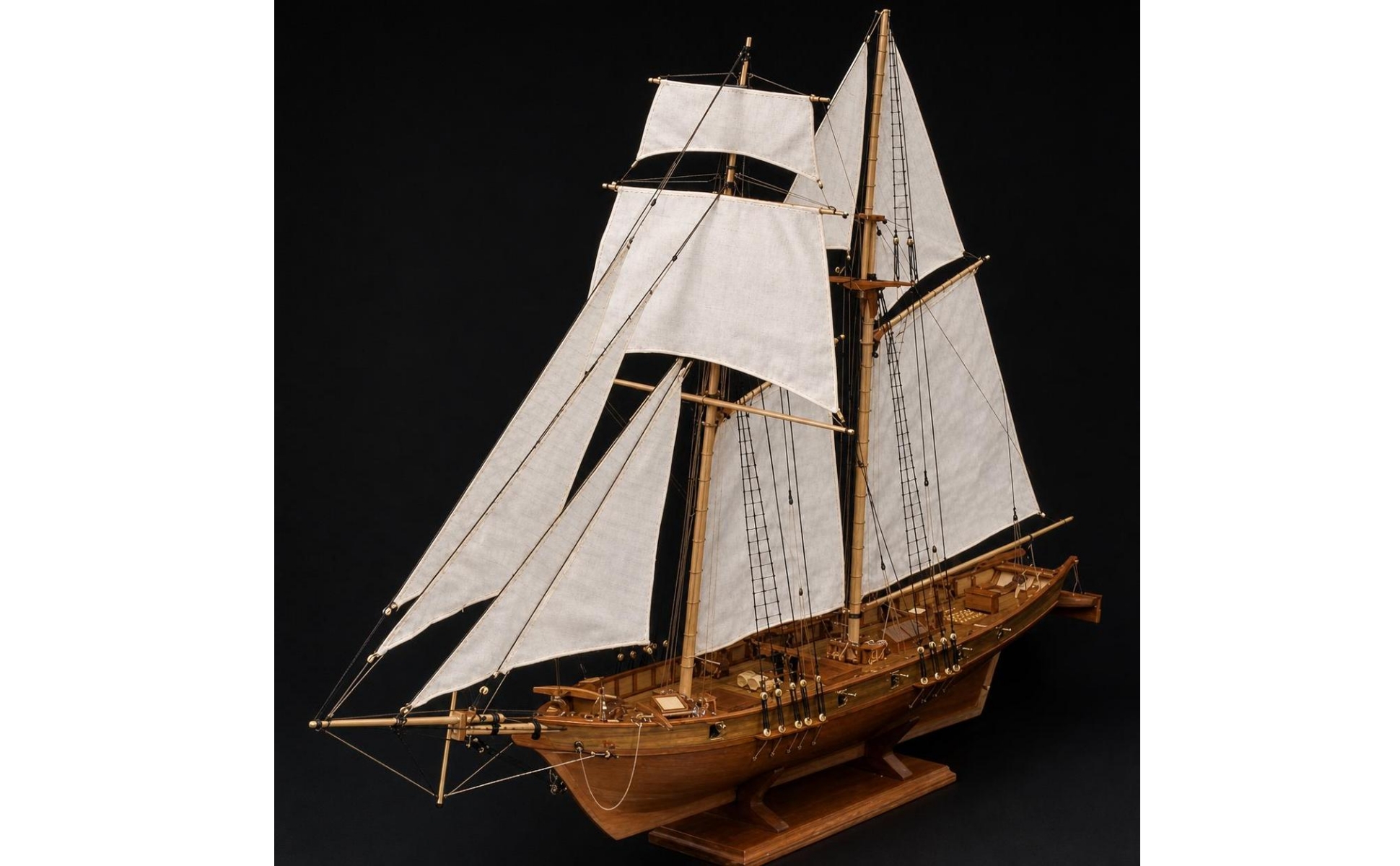 Wooden Sailboat Model Kit Classic Wooden Model Ship with Platform Desk Display