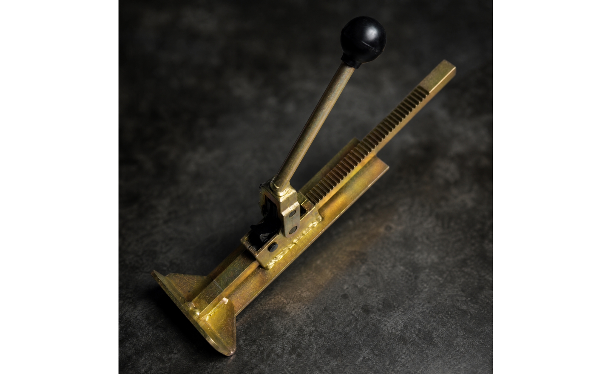 Floor Spacing Puller DIY-Friendly Carbon-Steel Flooring Tightening Tool Easy To