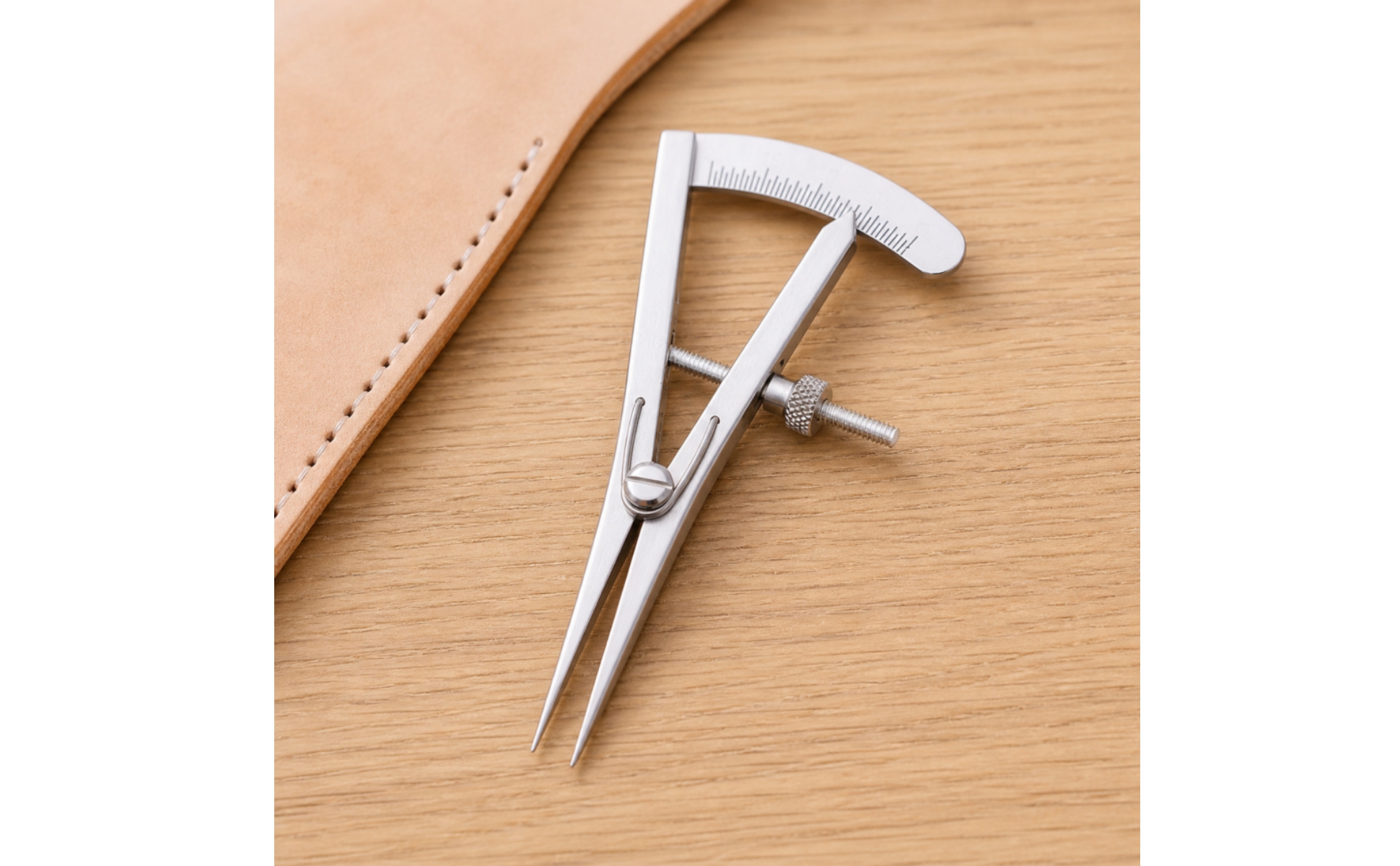 Miniature Metal Spacing Gauge Compact Adjustable Leather Spacing Tool Tip