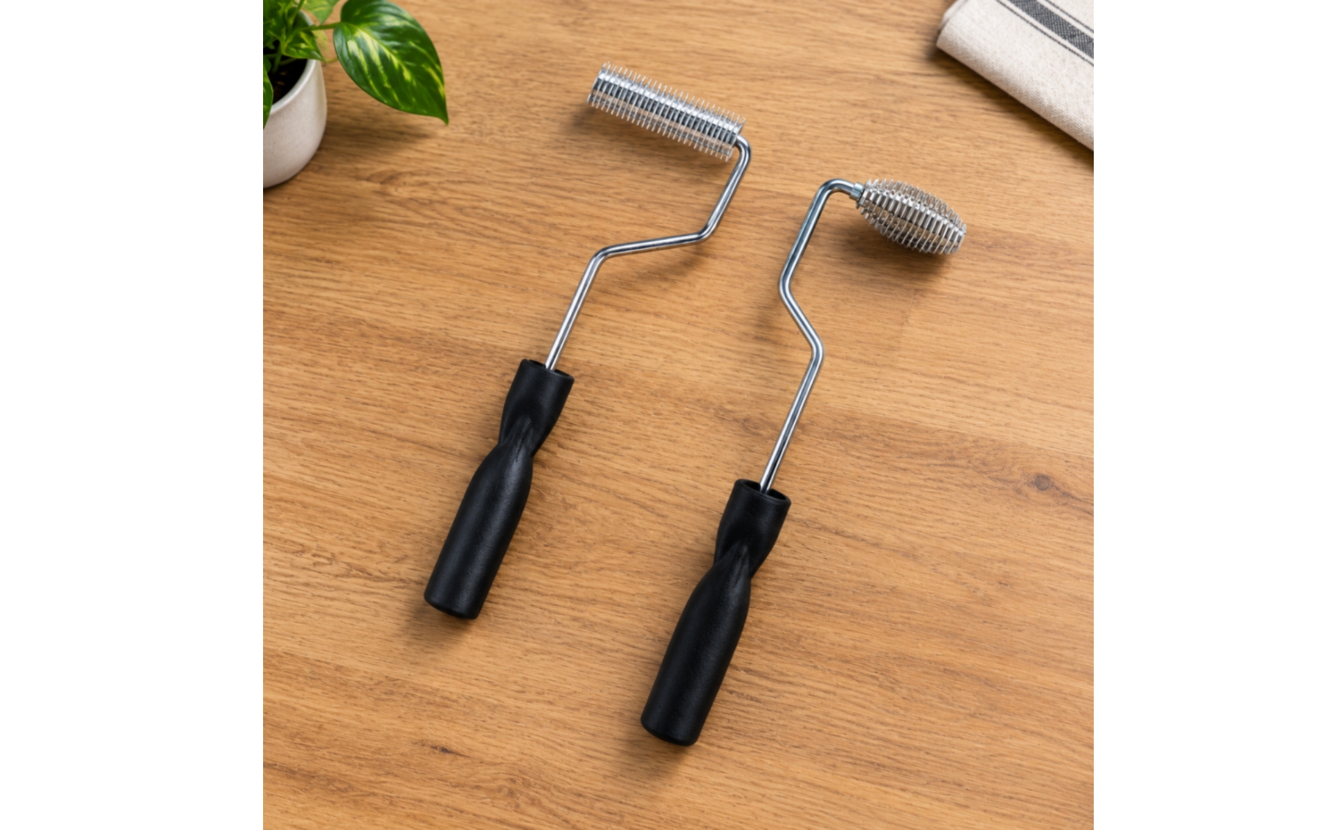 2 Pieces Ribbed Metal Roller Tool Textured for Boatbuilders, Repair Technicians