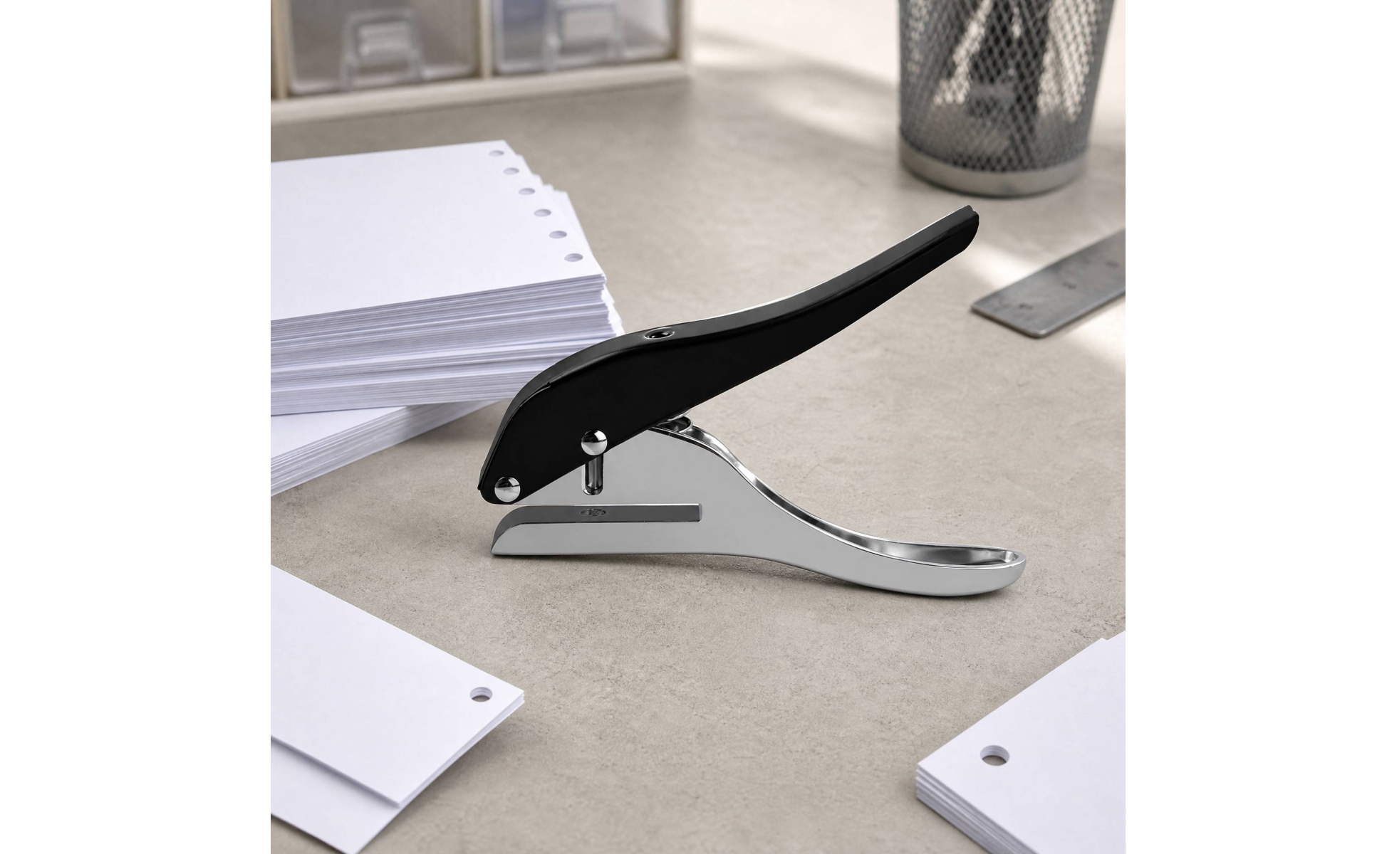 Single-Hole Paper Punch Compact Manual Single-Hole Punch Portable for Crafters