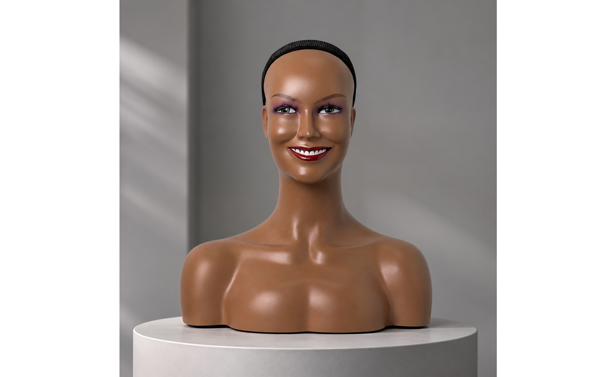 Mannequin Head with Netted Hairpiece Cap Defined Facial Features for Salon