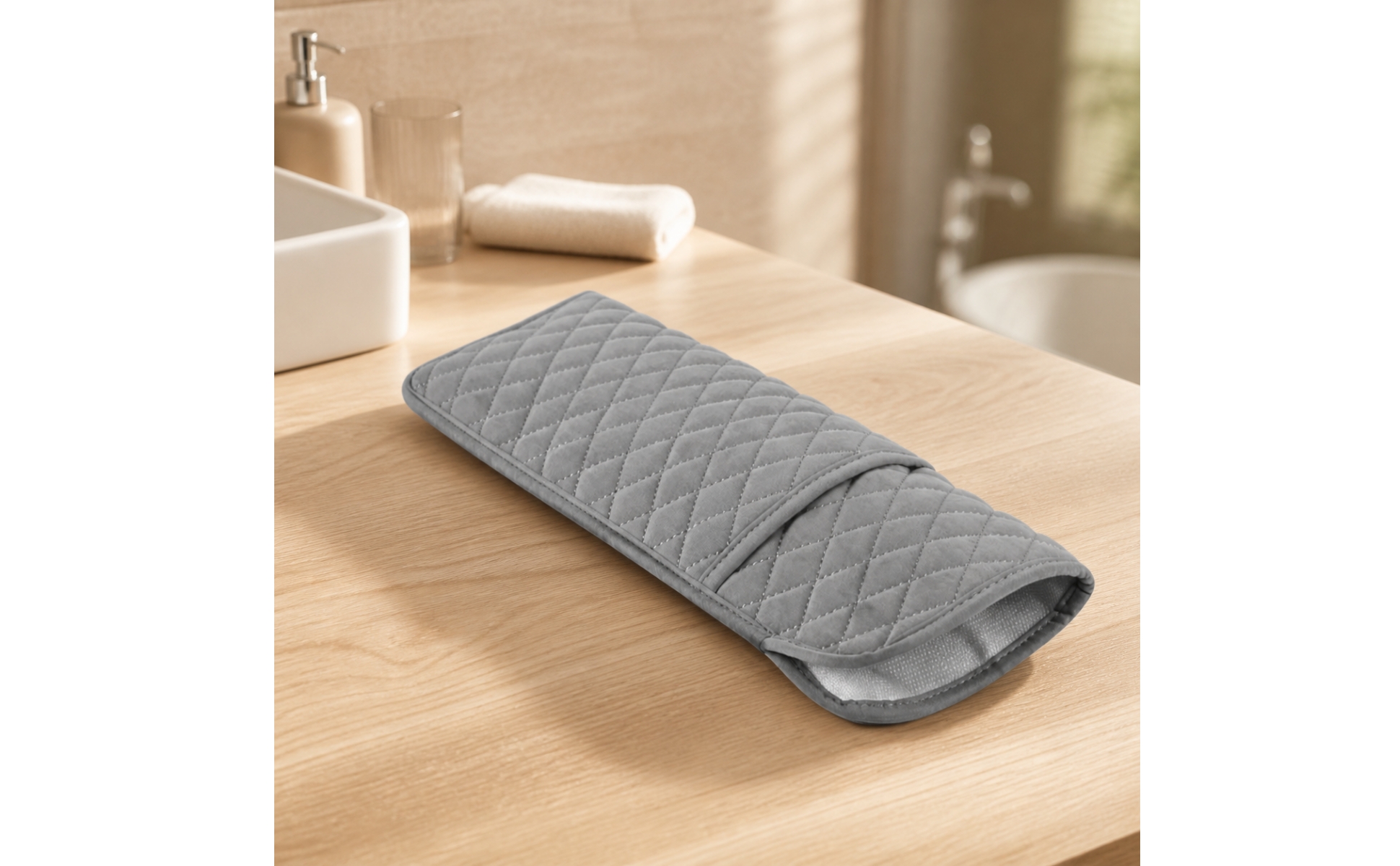 Hair Straightener Pouch with Heat Lining Insulated for Bathroom, Gym, Travelers