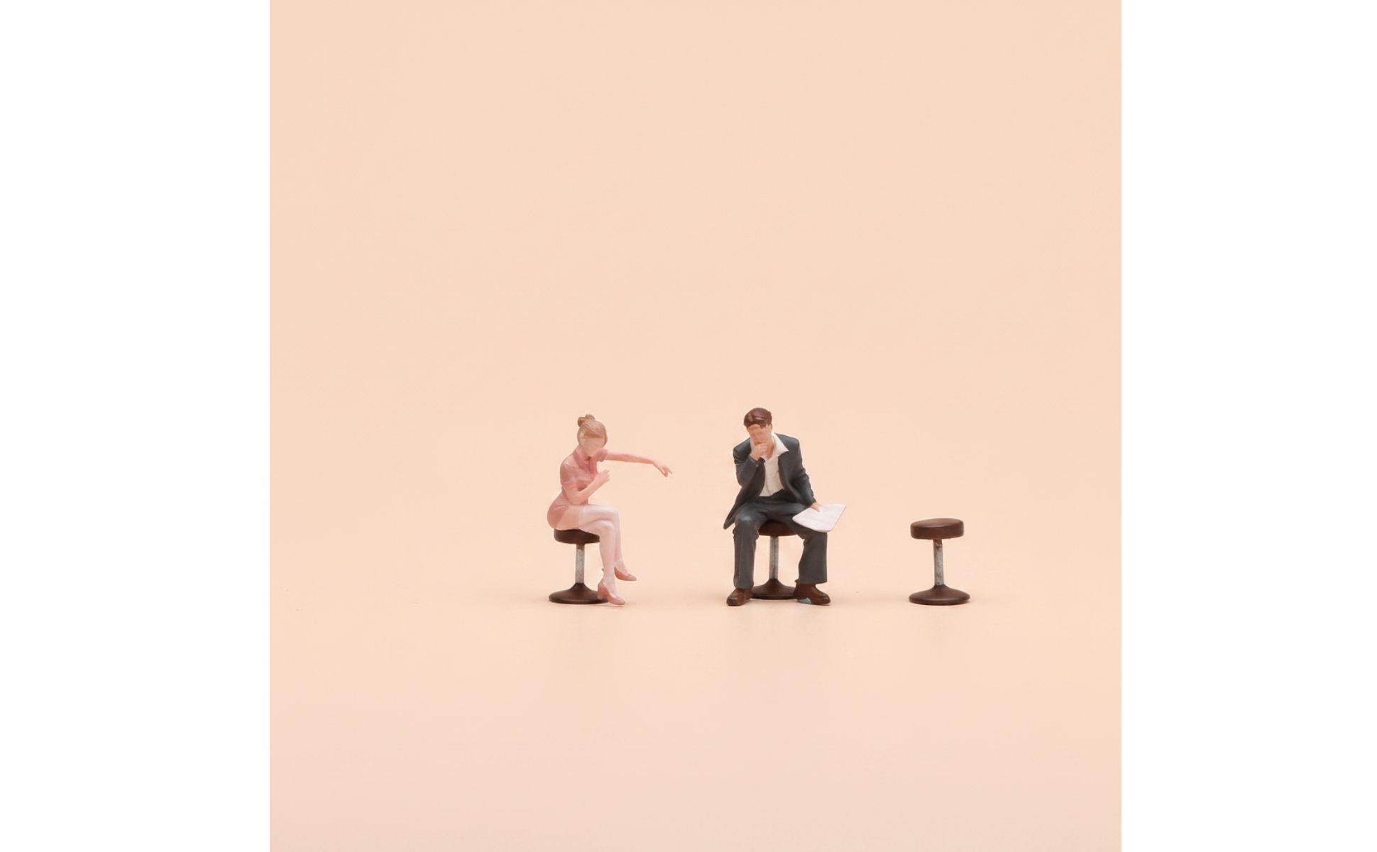 Diorama Figure Set Non-Electric Seated Couple Miniature Figure Set with Stools