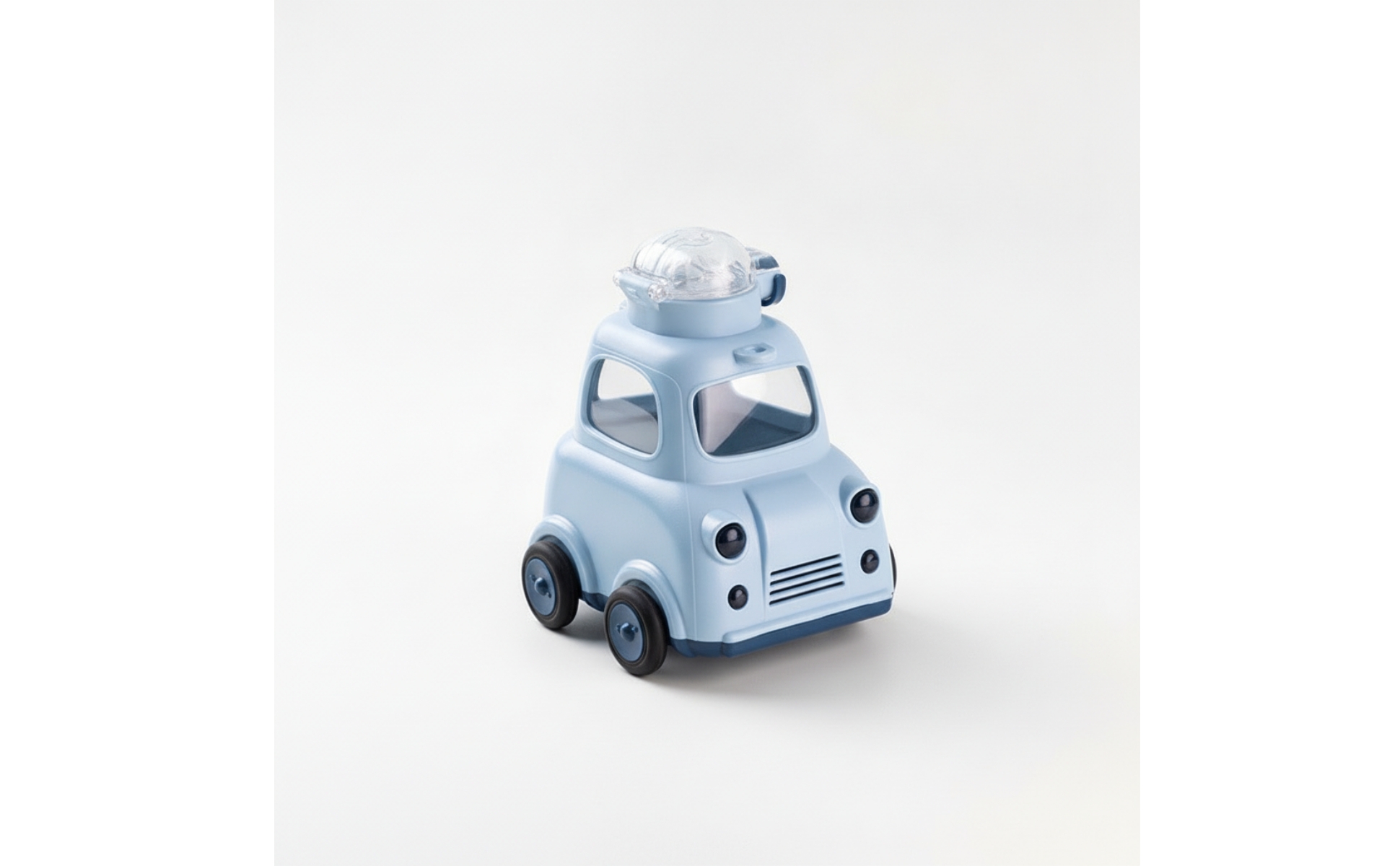 Car-Shaped Drinking Cup Child-Friendly Car Straw Cup with Lid 600 Ml Capacity