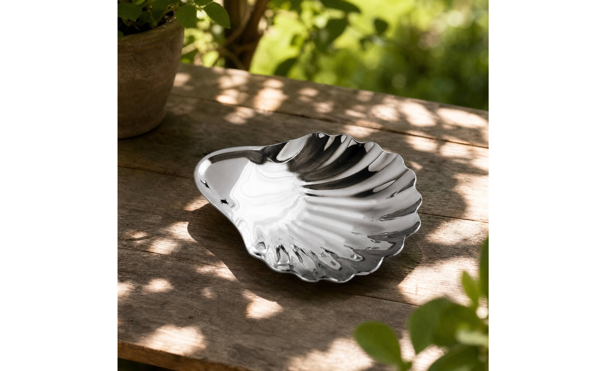 Stainless Steel Shell Dish Microwave Unsafe for Tabletop Display, Entryway Table